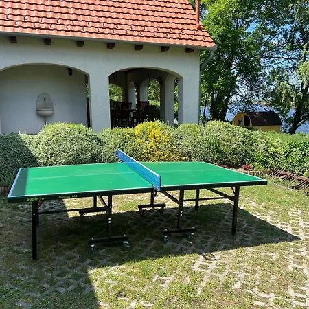 Villa Waterside *